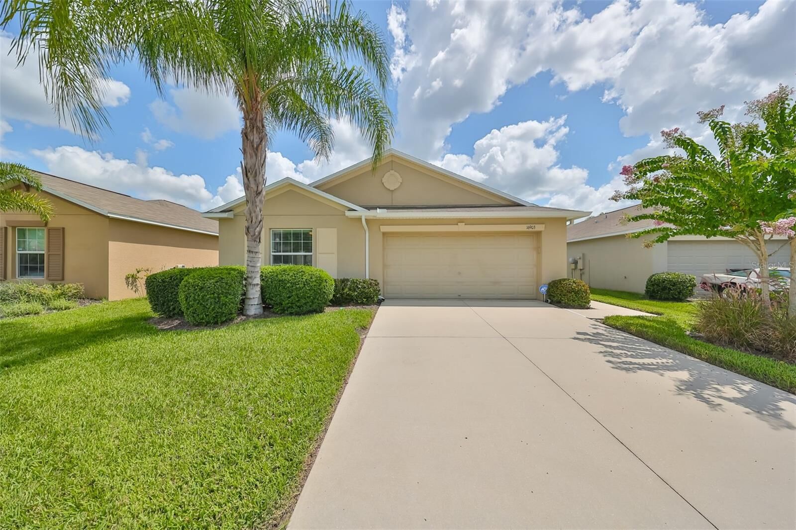 Property Photo: 16903 Peaceful Valley Drive FL 33598