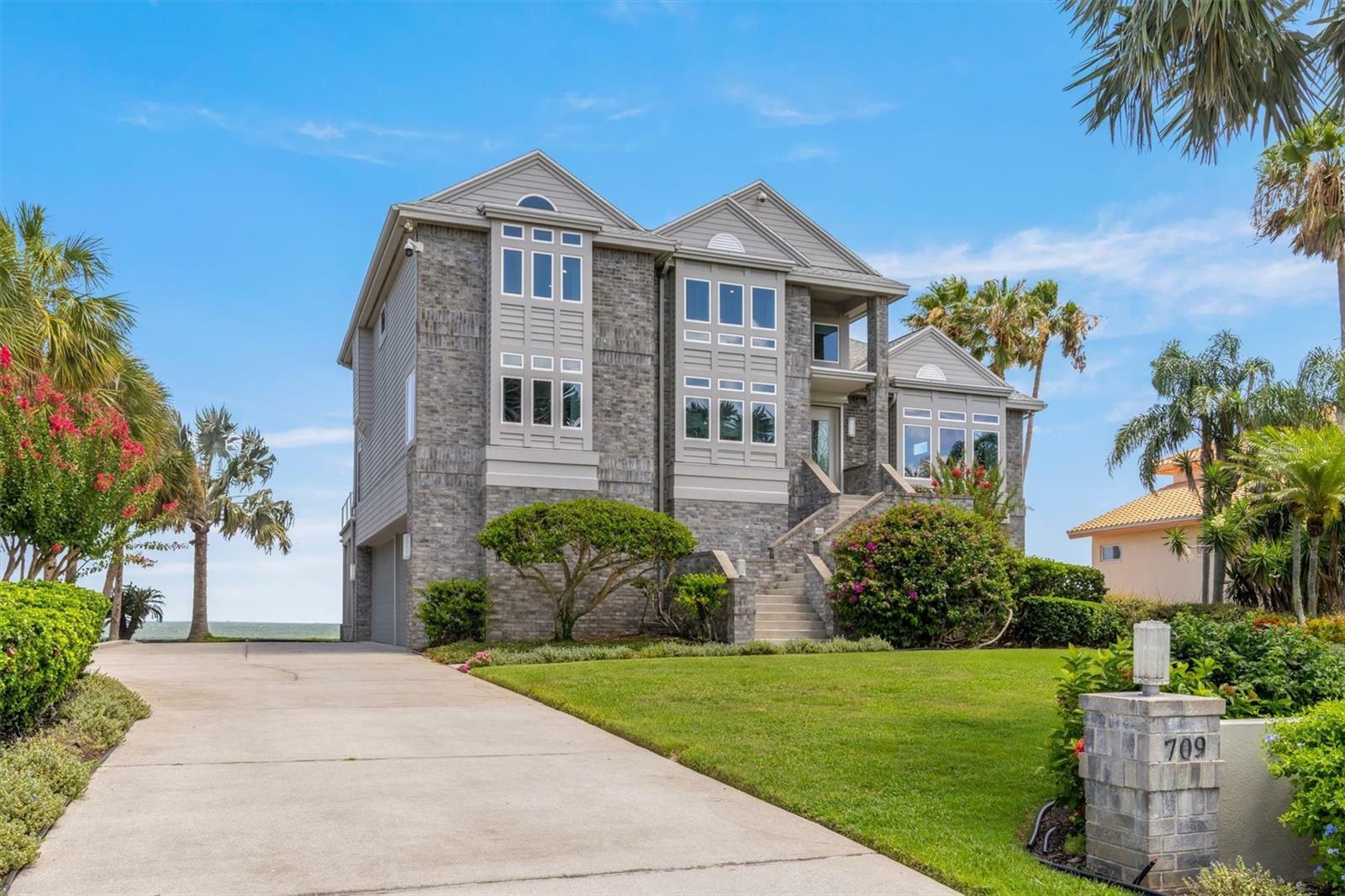 Property Photo:  709 Key Royale Drive  FL 34217 