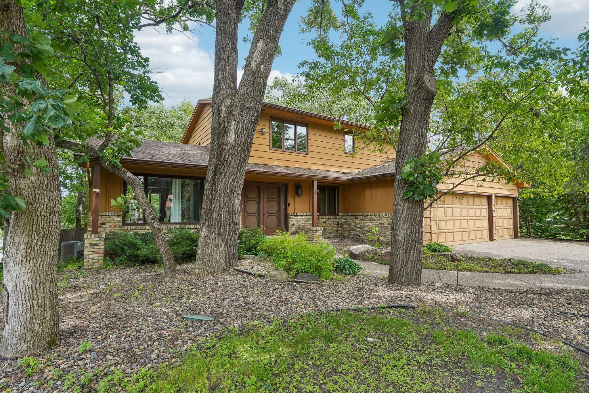 Property Photo:  10075 Oak Shore Drive  MN 55044 