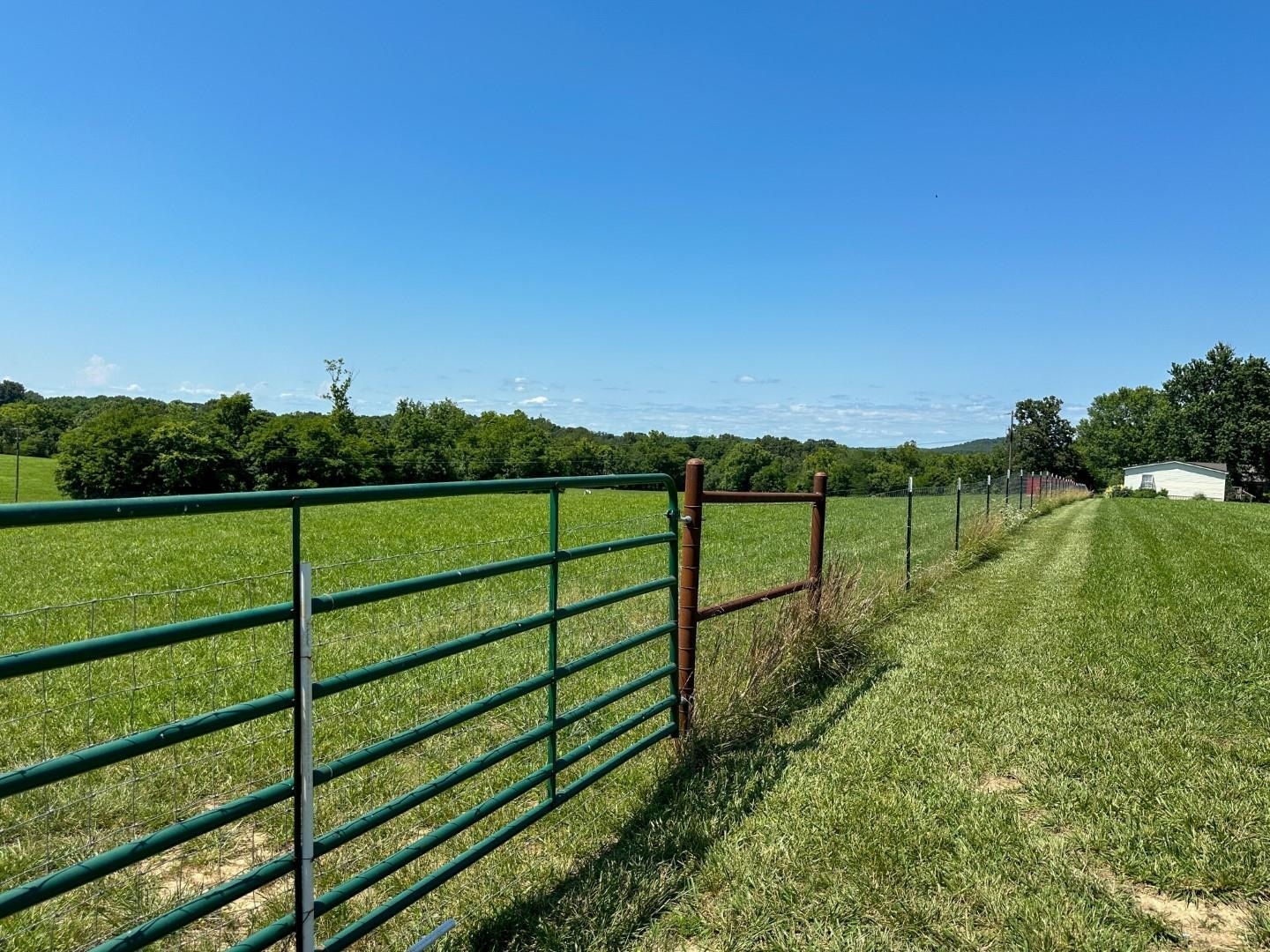 Property Photo:  351 Township Road  AR 72455 