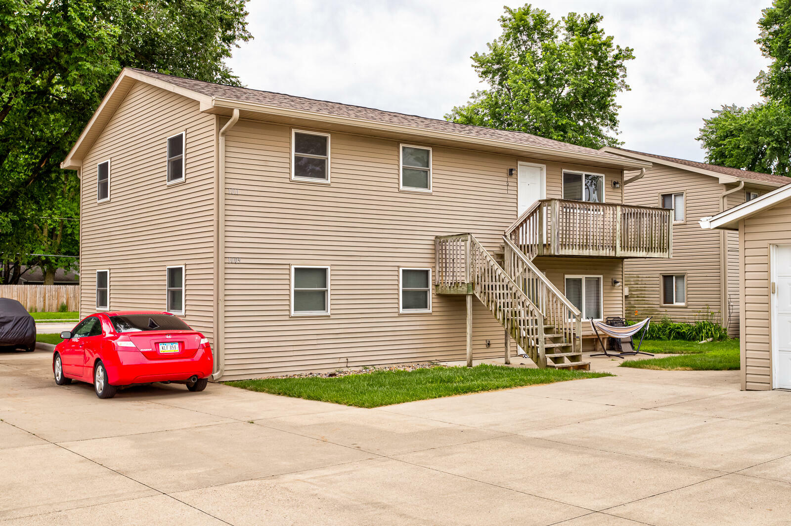 Property Photo:  1009/1011 N Dakota Avenue  IA 50014 