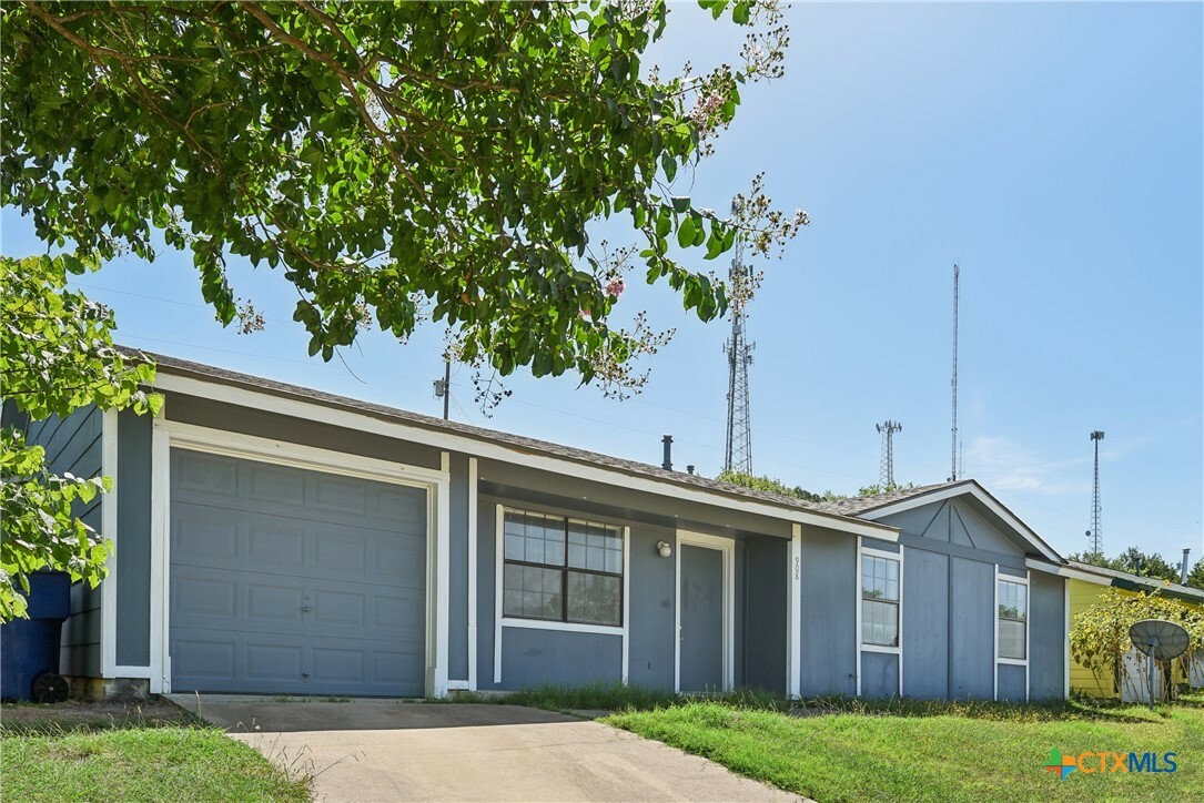 Property Photo:  908 Traci Drive  TX 76522 