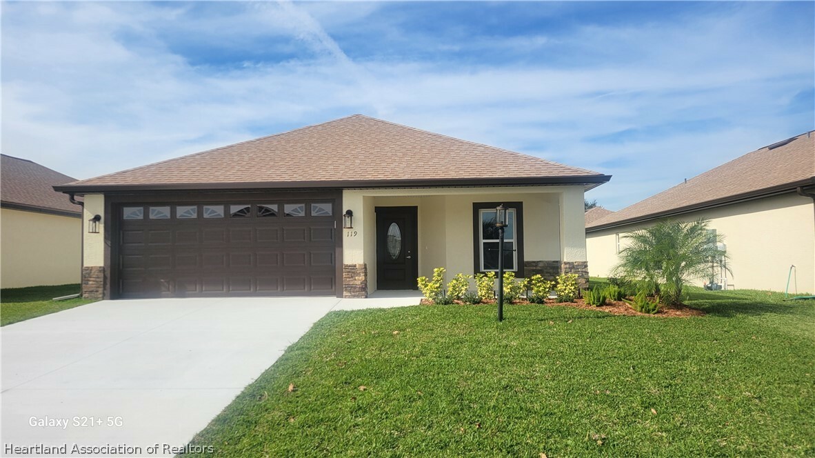 Property Photo:  129 Woodside Drive  FL 33852 