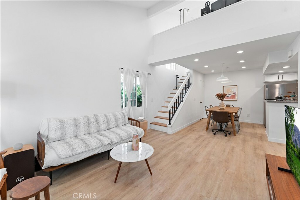 Property Photo:  895 W 34th Street F  CA 90806 