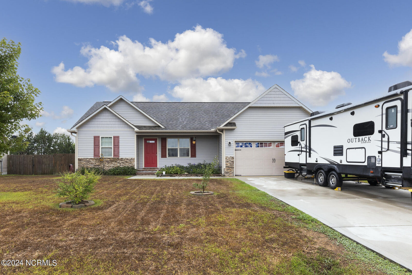 Property Photo:  500 Hester Court  NC 28574 