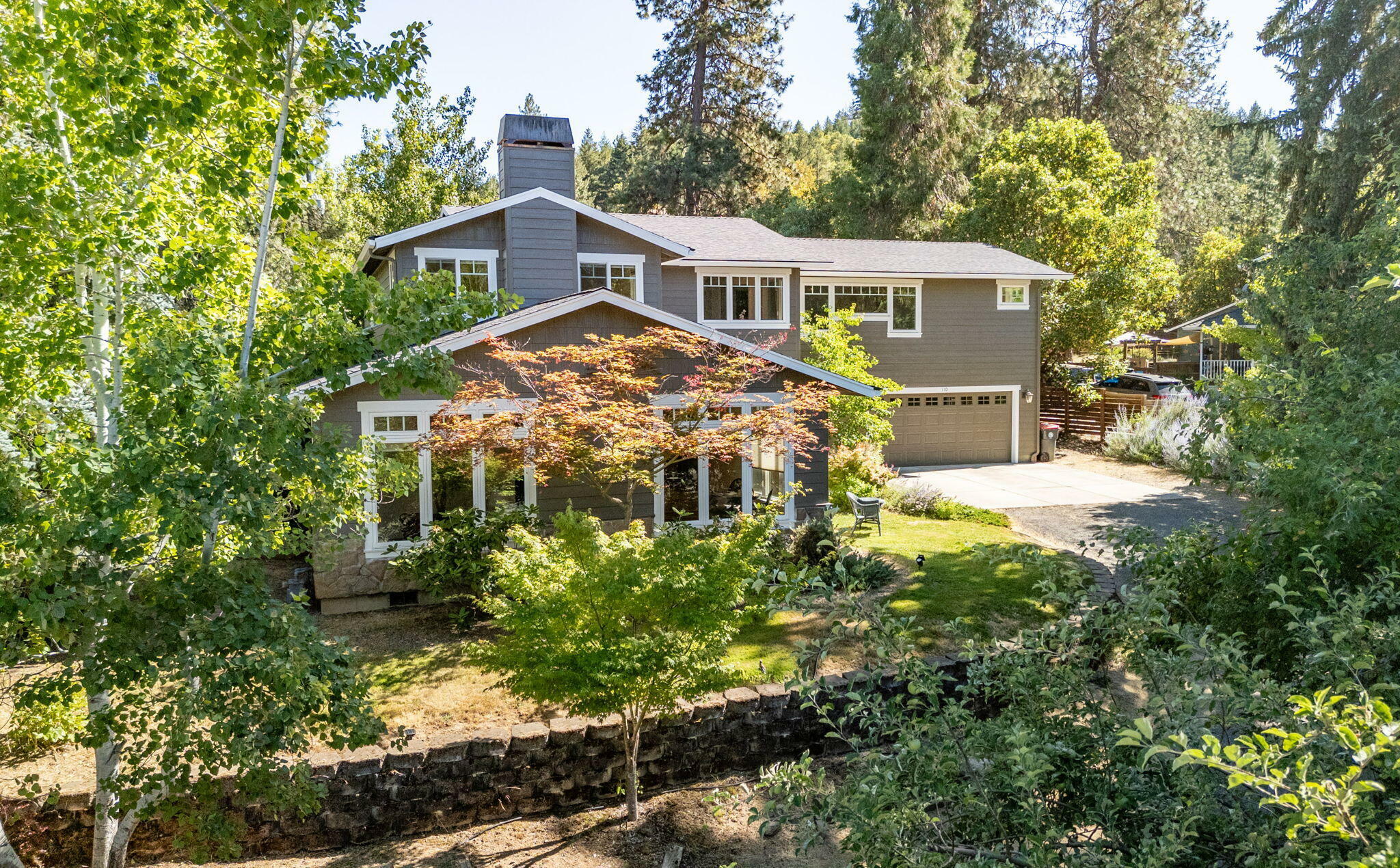 Property Photo:  110 Hangman Way  OR 97530 