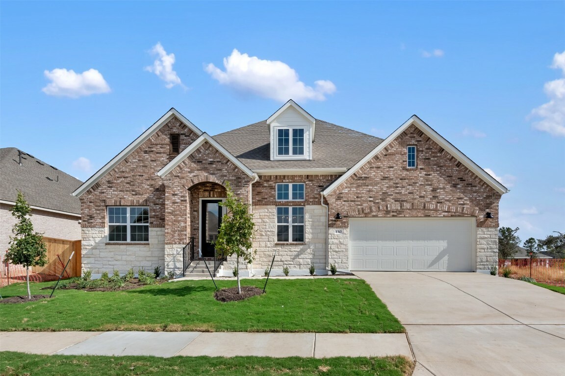 Property Photo: 130 Big Muhly Pass TX 78666