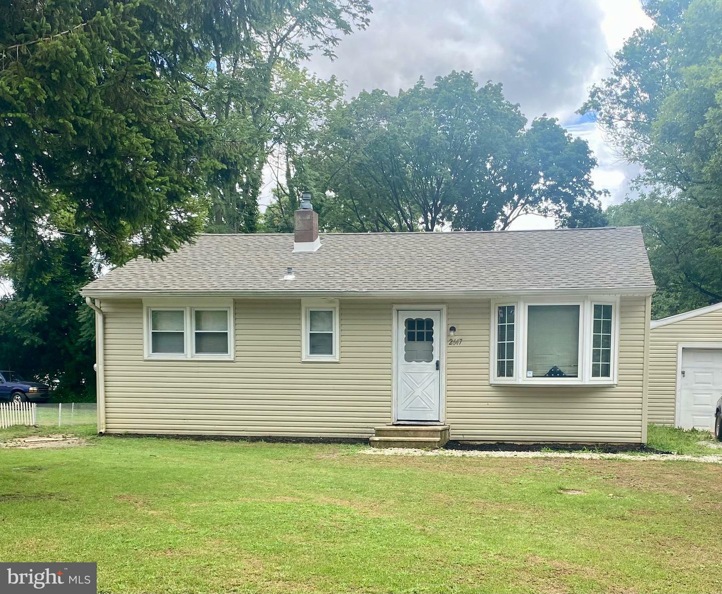 Property Photo: 2647 West Avenue NJ 08360