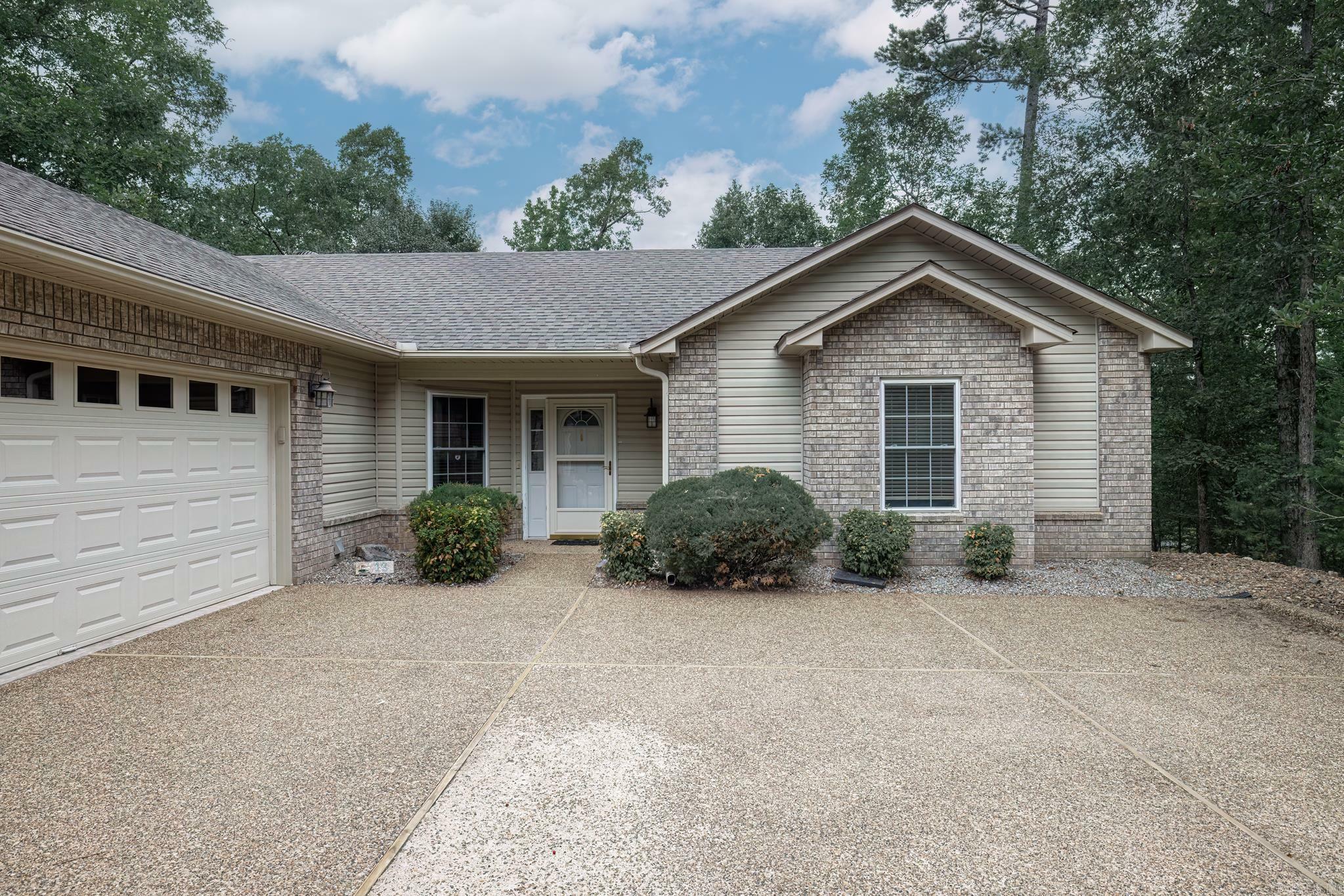 Property Photo:  13 Cifuentes Way  AR 71909 