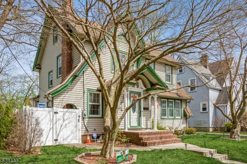 Property Photo:  211 Katherine St  NJ 07076 