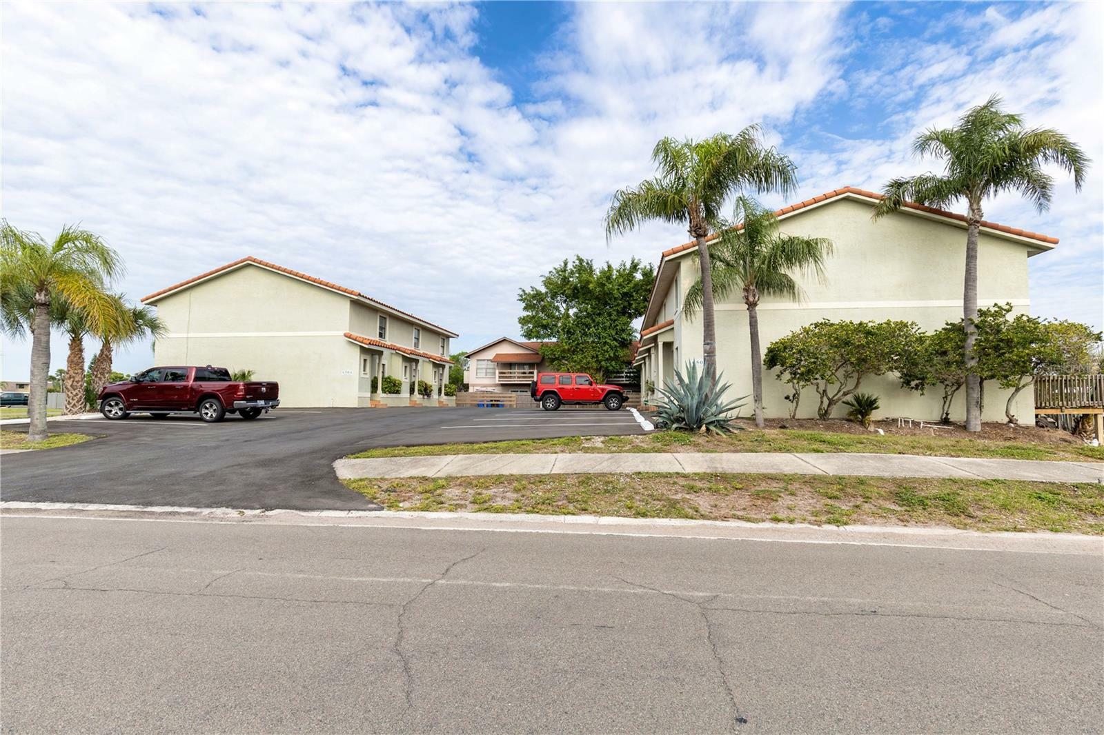 Property Photo:  6504 Abaco Drive 101  FL 33572 