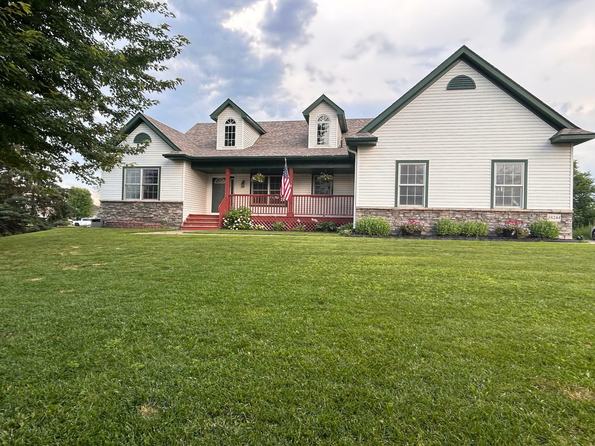 Property Photo:  38244 Foxglove Court  MN 55056 