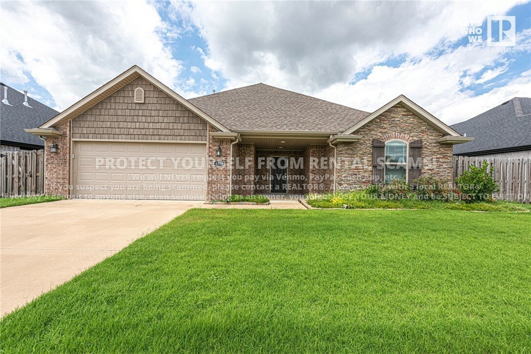 Property Photo:  4358 W Barhem Drive  AR 72704 