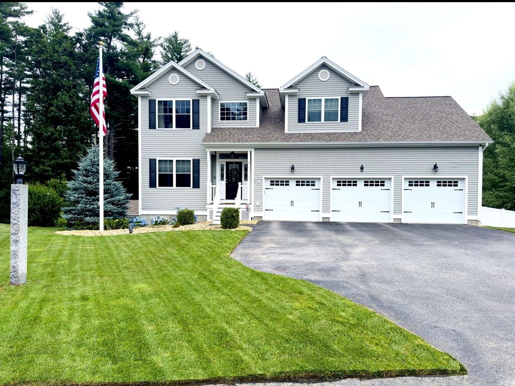 Property Photo: 20 School House Rd 20 NH 03053