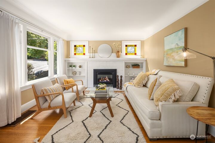 Property Photo:  512 N 65th Street  WA 98103 