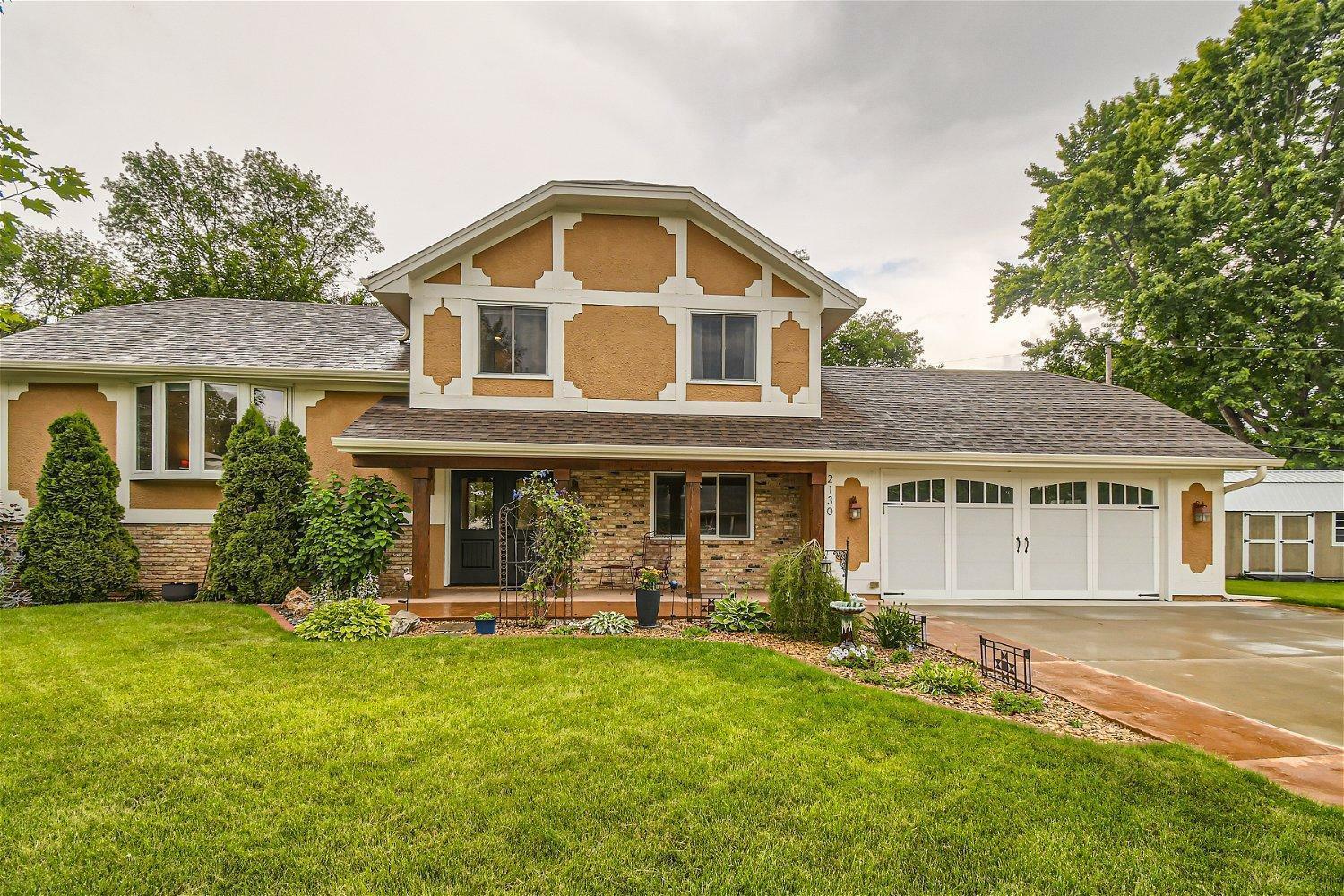 Property Photo:  2130 Erin Court  MN 55112 