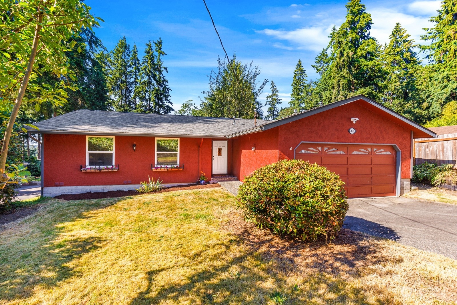 7812 NE 165th Street  Kenmore WA 98028 photo