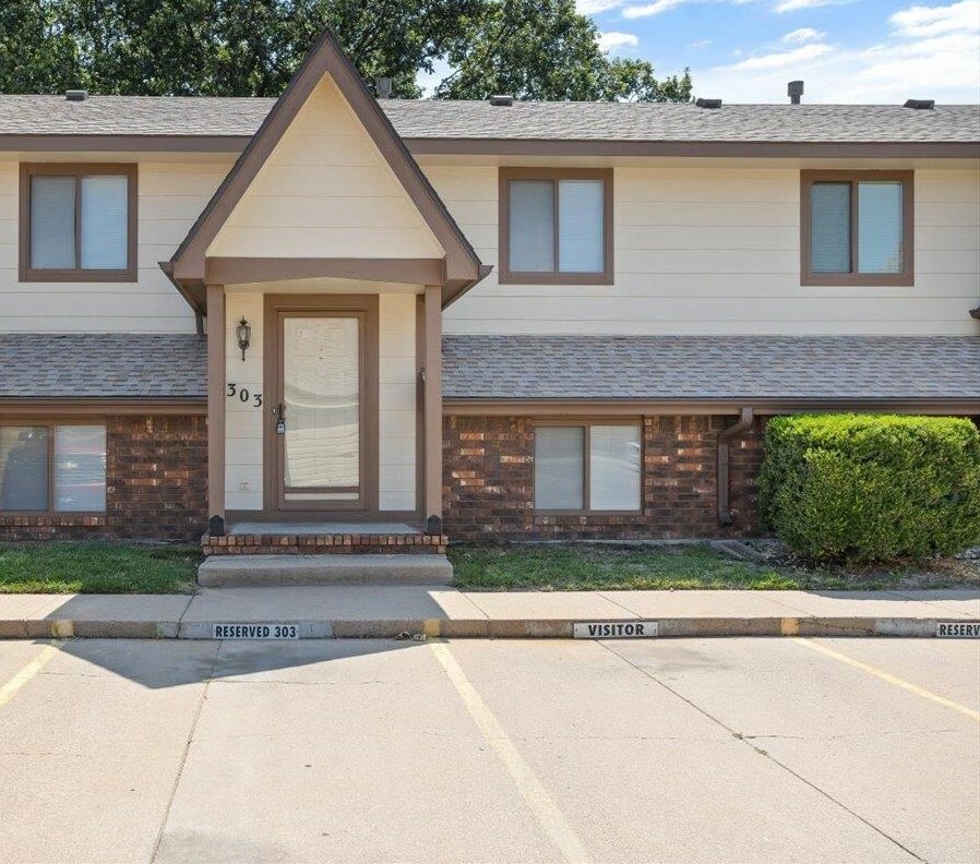 Property Photo:  3536 W 2nd St N  KS 67203 