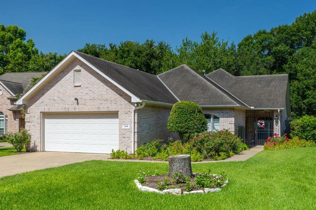 Property Photo:  2108 Creekwood Lane  TX 77833 