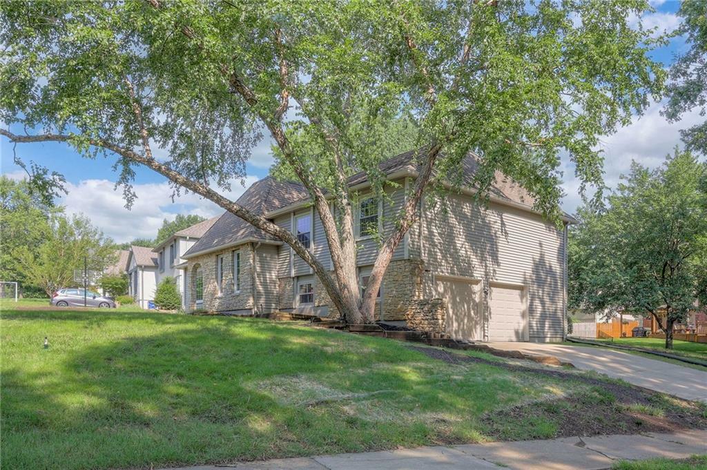 Property Photo:  11102 W 99th Place  KS 66214 