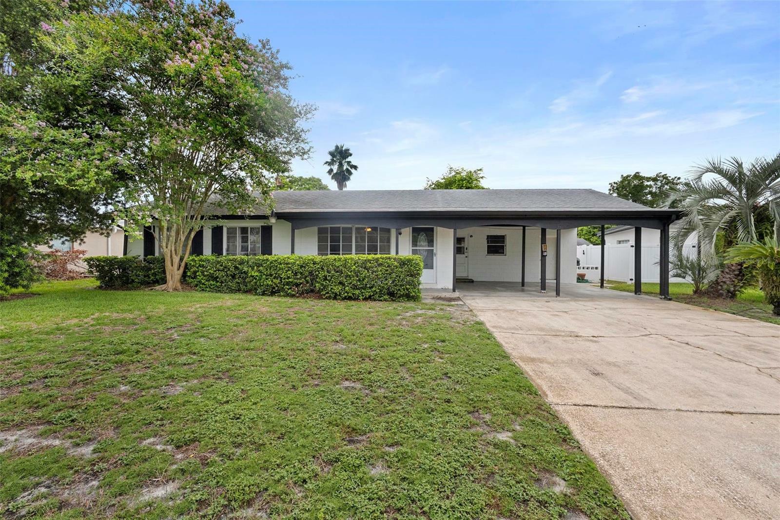 Property Photo:  1695 Viburnum Lane  FL 32792 