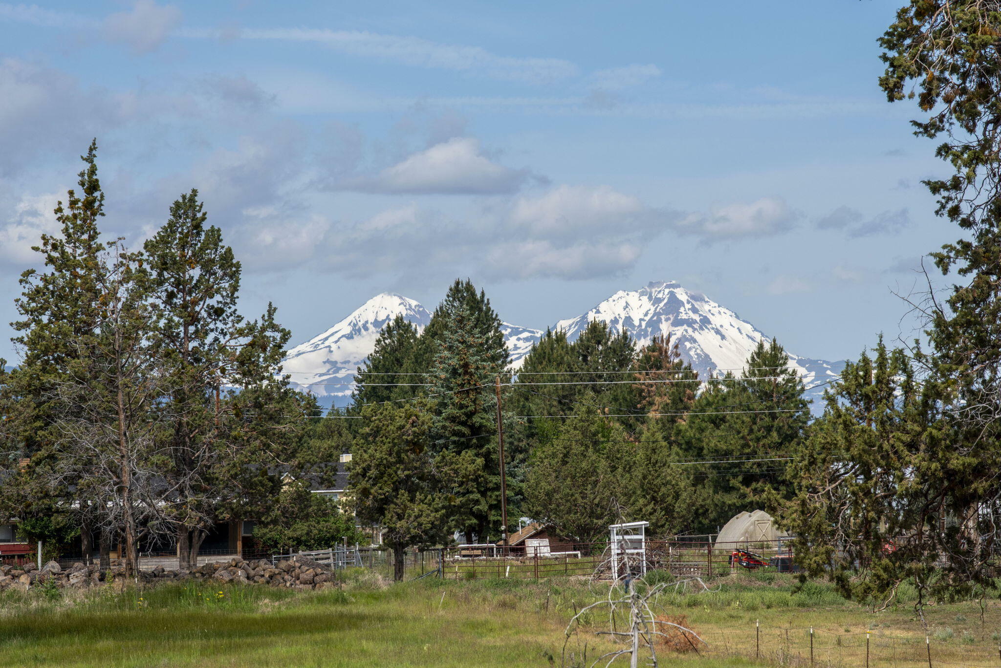 Property Photo:  63320 Deschutes Market Road  OR 97701 