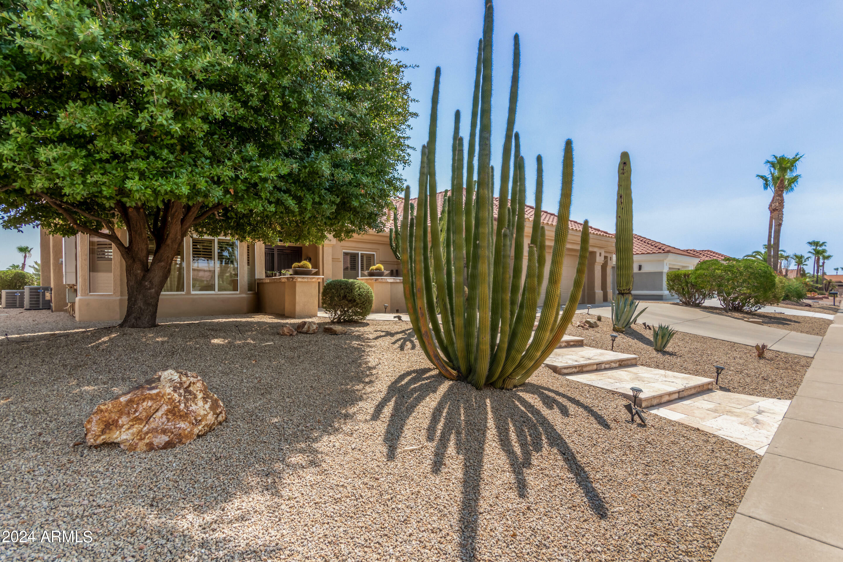 Property Photo:  22009 N Parada Drive  AZ 85375 