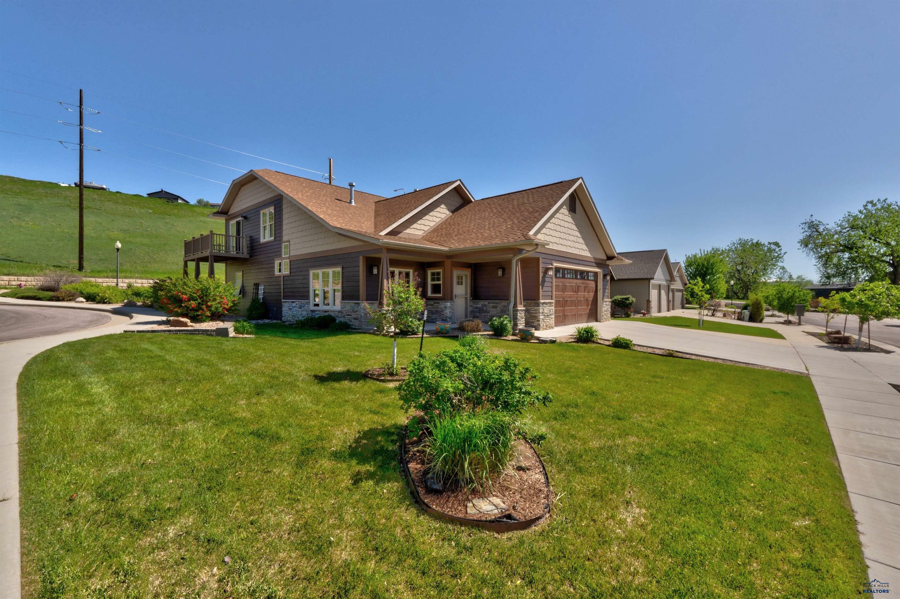 Property Photo:  1120 Settlers Creek Pl  SD 57701 