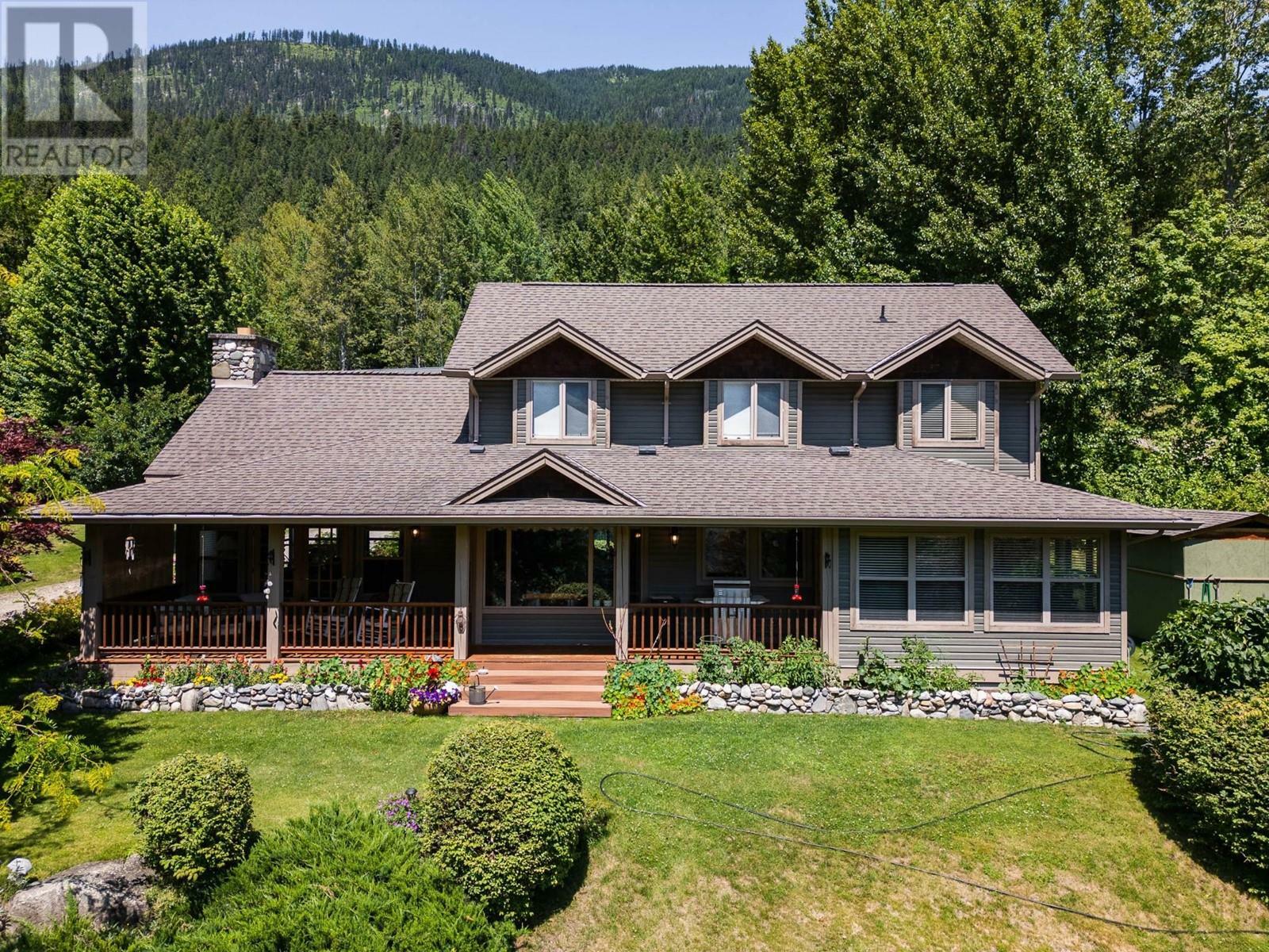 Property Photo:  5244 Highway 3A Other  BC V1L 6N6 