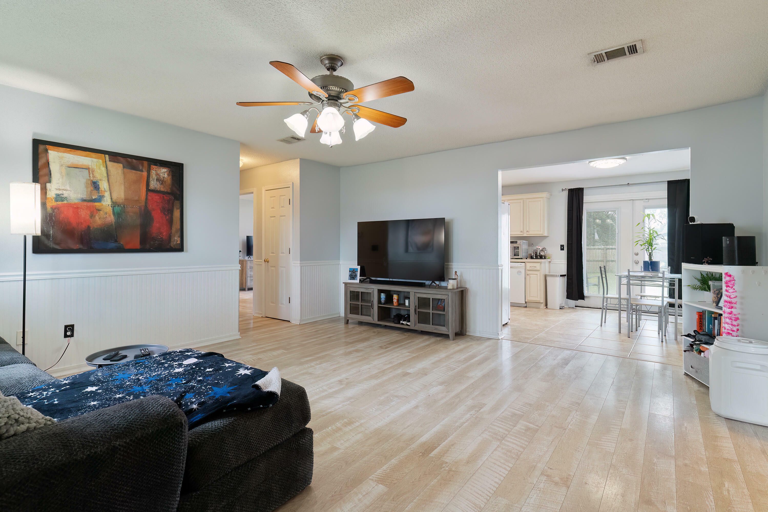 Property Photo:  4700 Falcon Way  FL 32539 