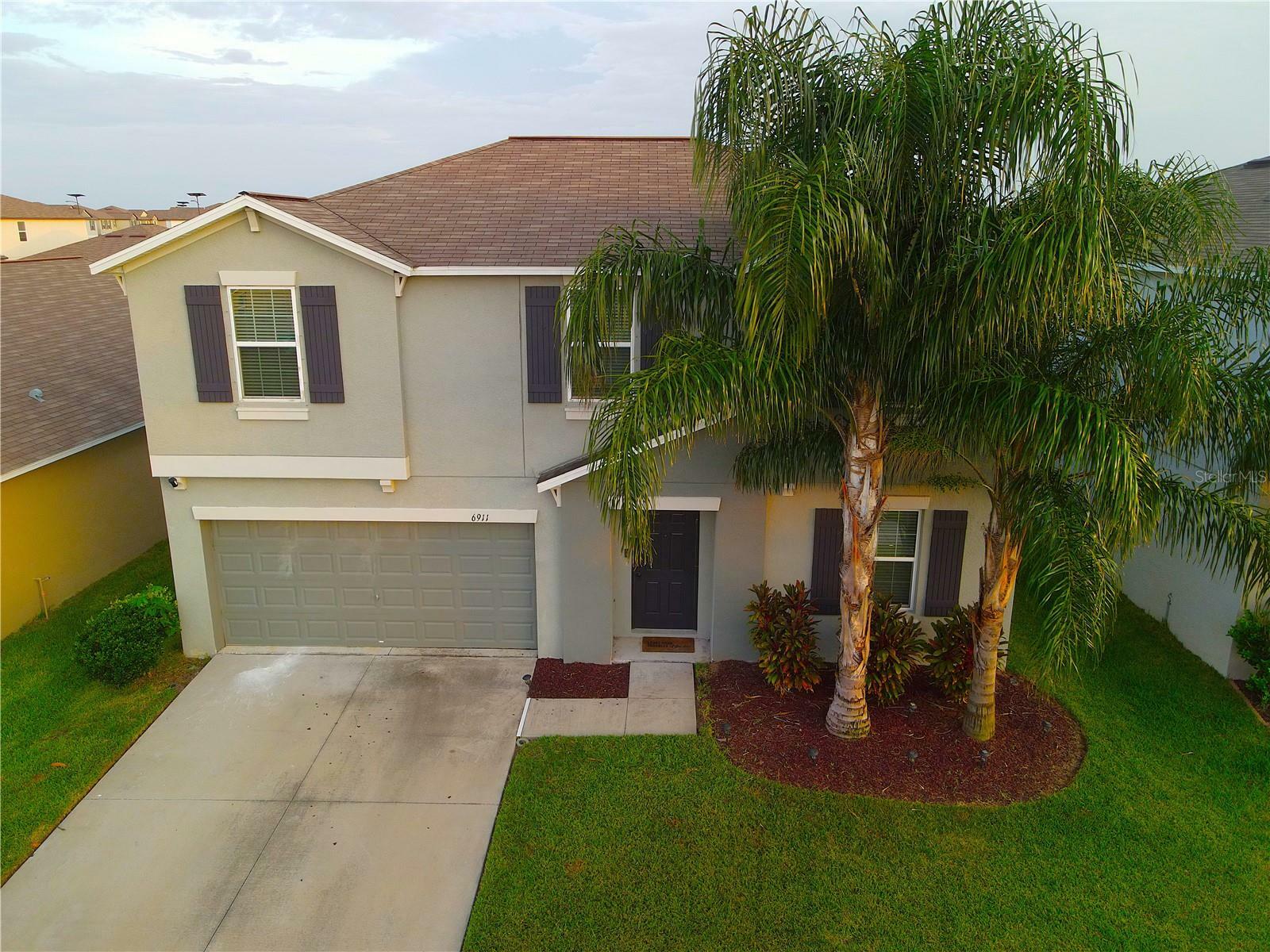 Property Photo:  6911 Trent Creek Drive  FL 33573 