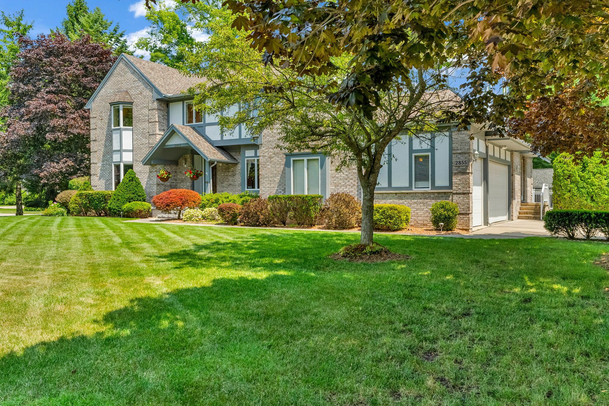 Property Photo:  2855 Bardamar Drive  MI 48059 3505 