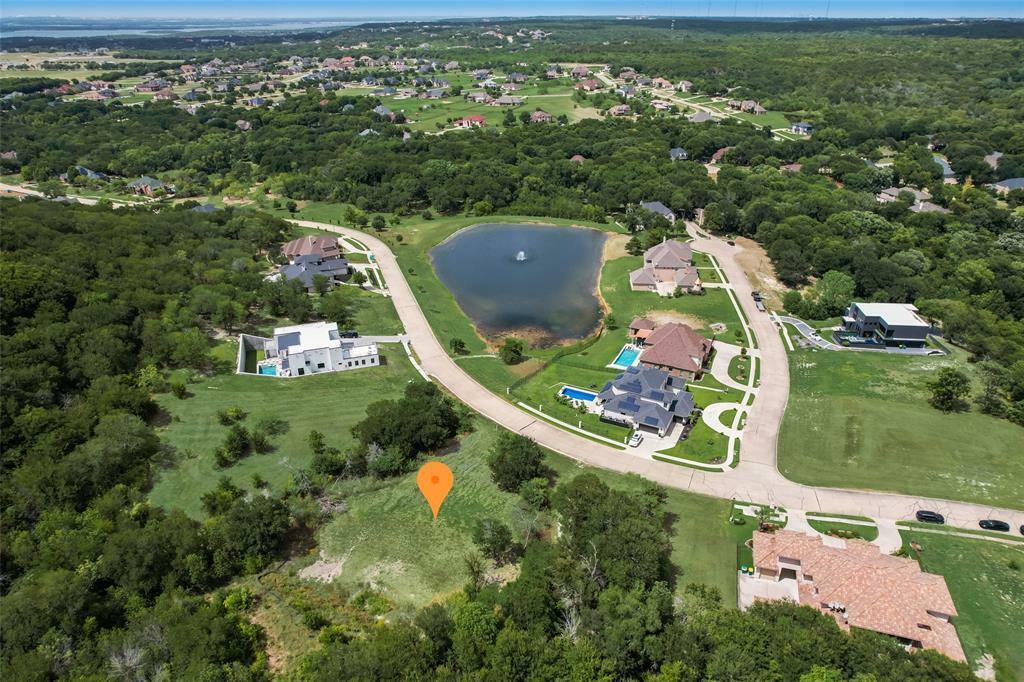 Property Photo:  2434 Creekwood Drive  TX 75104 