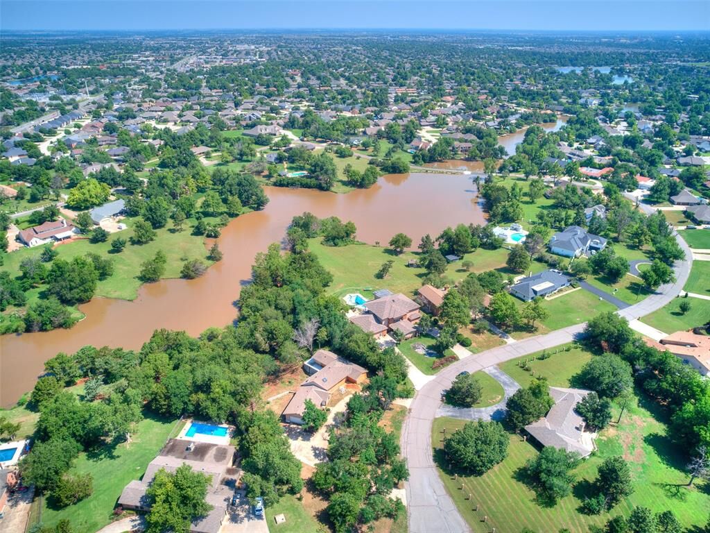 Property Photo:  9401 Regal Lane  OK 73162 