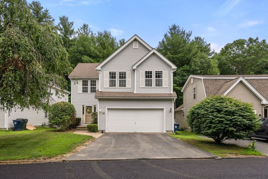 Property Photo: 25 Magnolia Ln 25 MA 01752