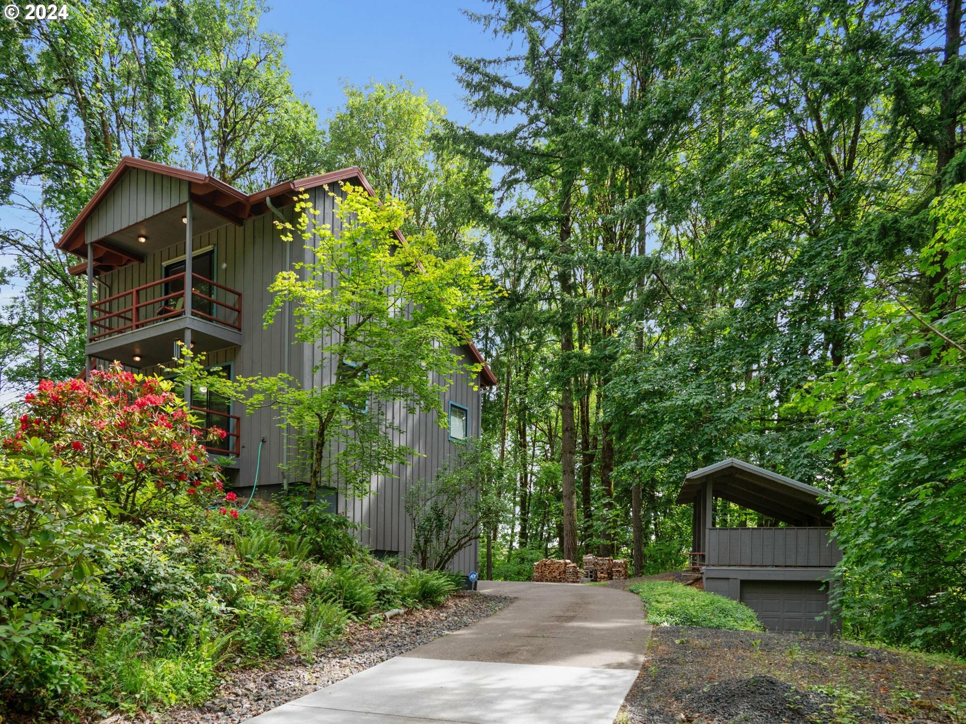Property Photo: 6733 NW Cornell Rd OR 97229