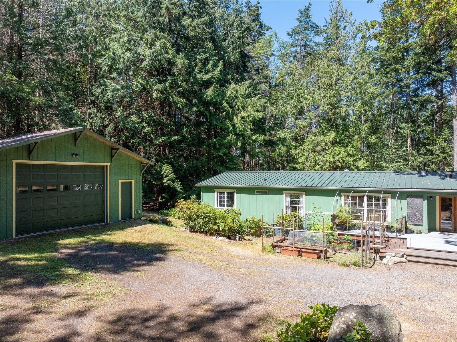 Property Photo:  1197 Islandale Road  WA 98261 