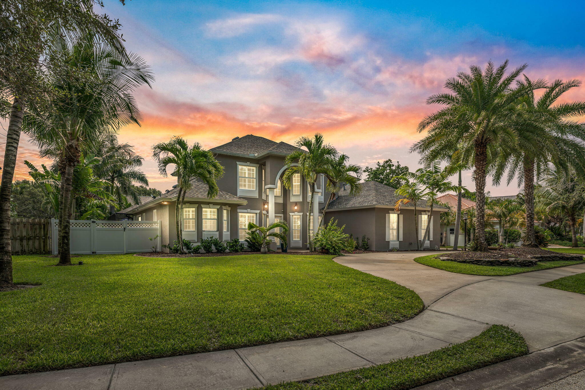 Property Photo:  720 Nightingale Drive  FL 32903 