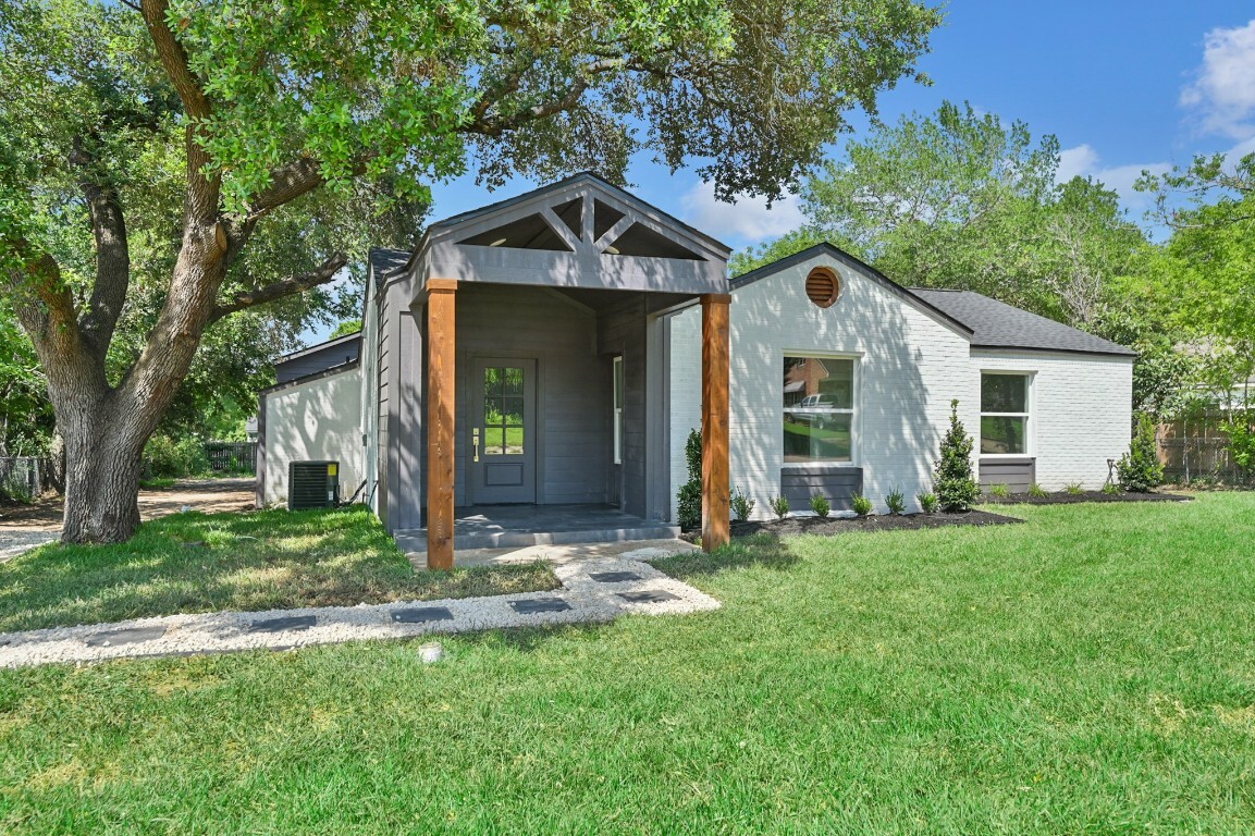 3803 Ridgewood Street  Bryan TX 77801 photo