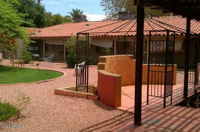 Property Photo:  606 E San Juan Avenue  AZ 85012 