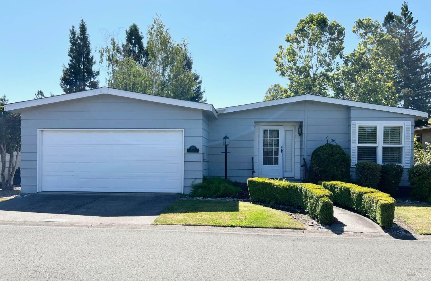 Property Photo:  1945 Piner Road 204  CA 95403 