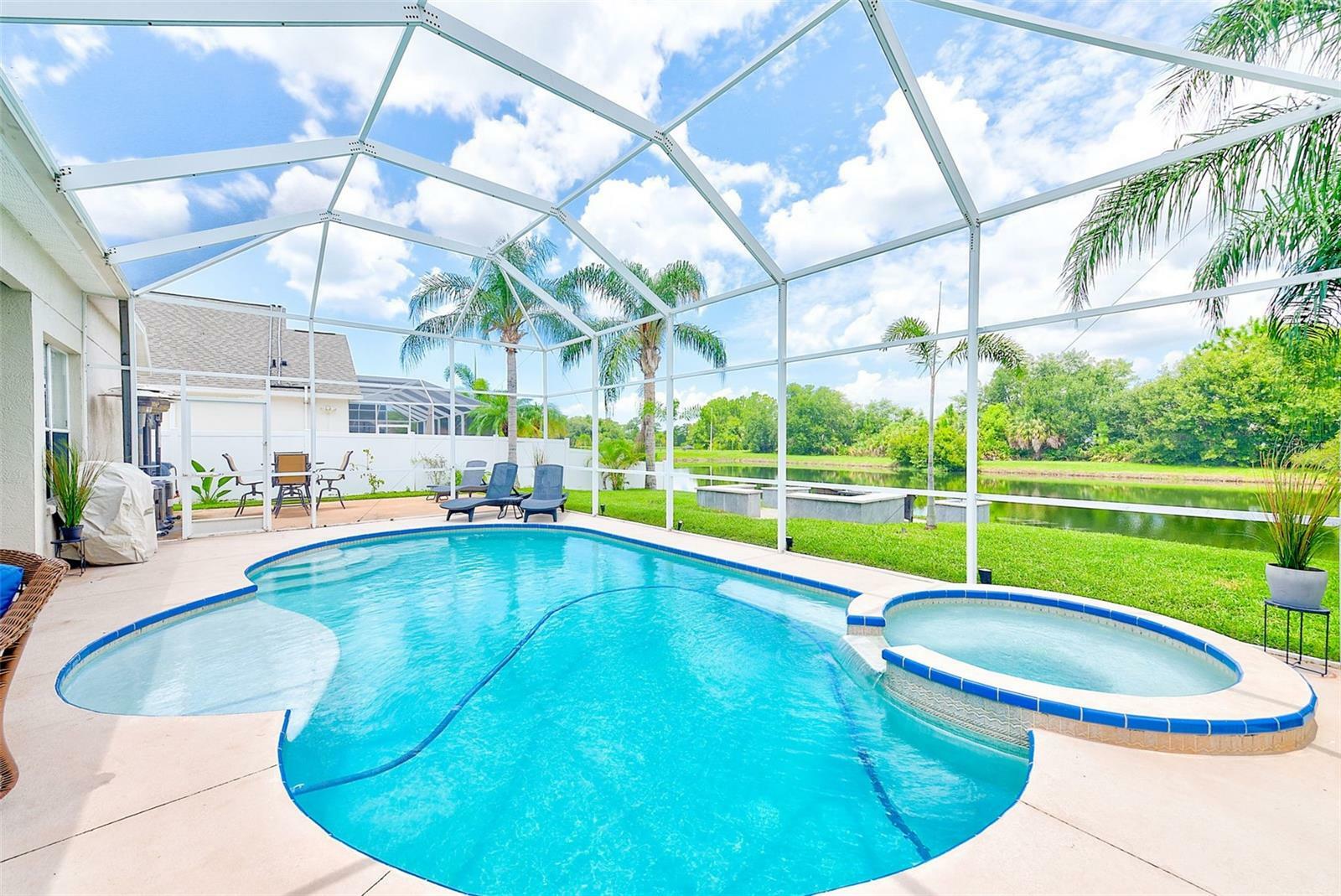 Property Photo:  9061 Pinebreeze Drive  FL 33578 