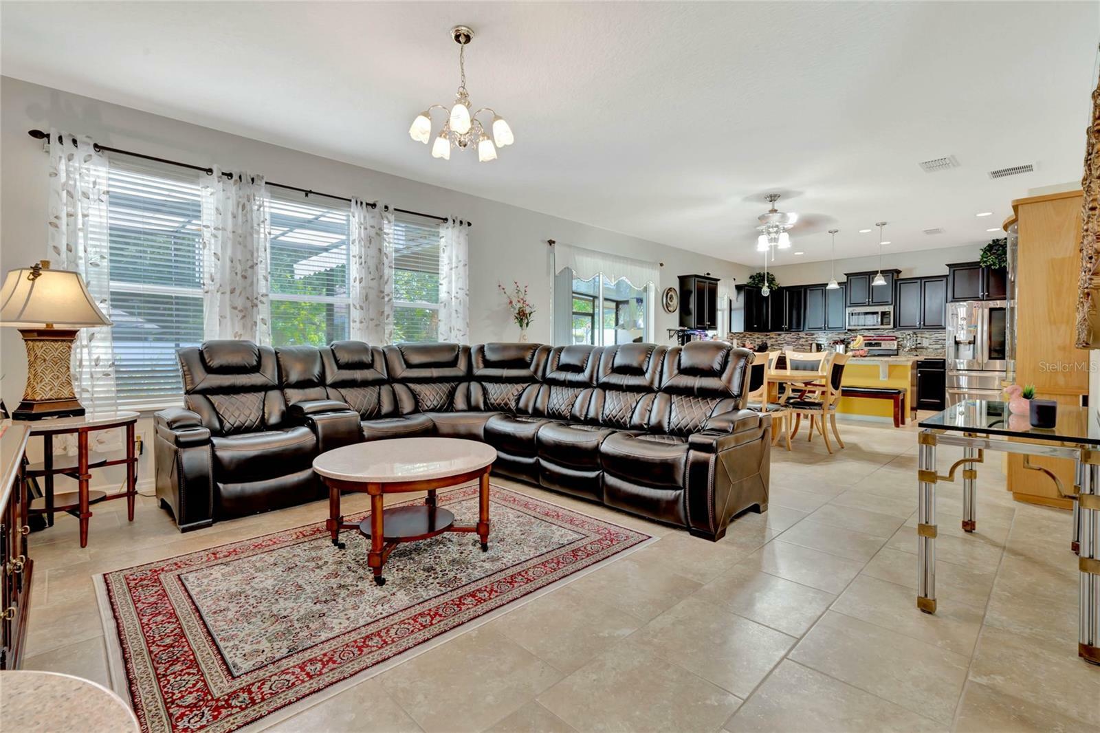 Property Photo:  4006 Brookshire Circle  FL 32736 