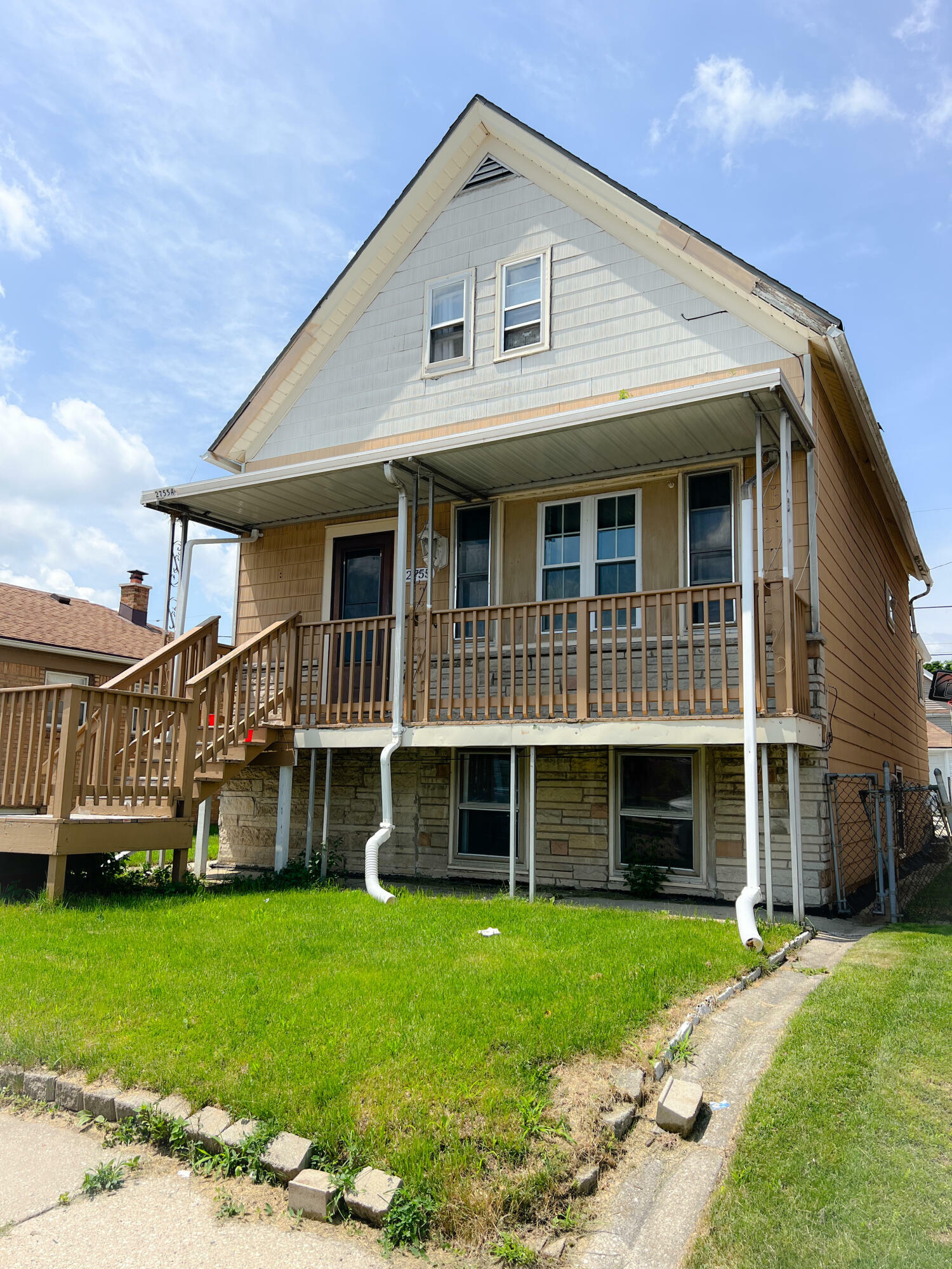 Property Photo:  2755 S 15th Pl  WI 53215 