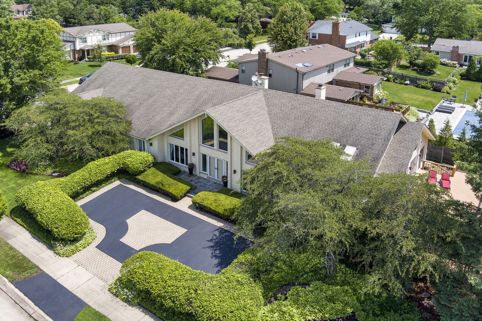 Property Photo:  1319 Horizon Lane  IL 60062 