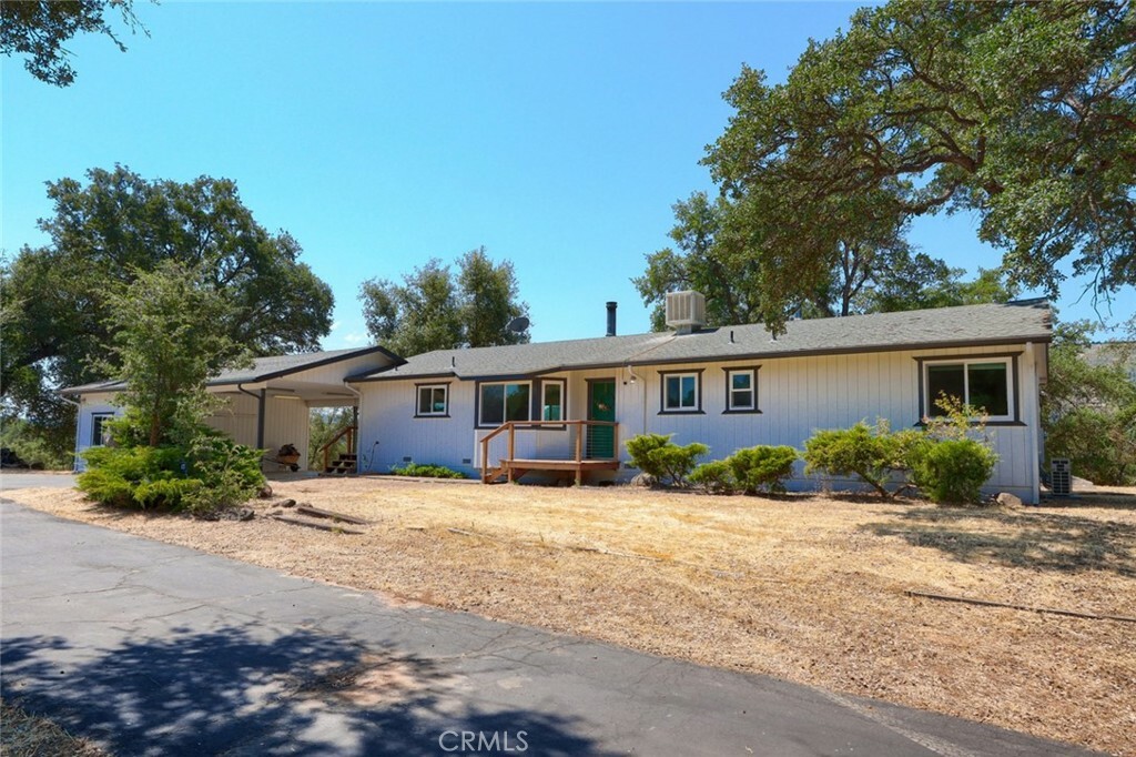 Property Photo:  4120 Heritage Lane  CA 95338 