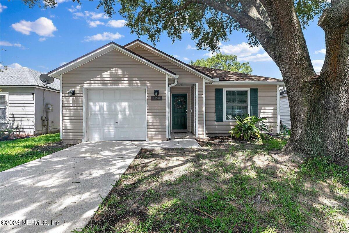 Property Photo:  1156 Creeks Ridge Road  FL 32225 