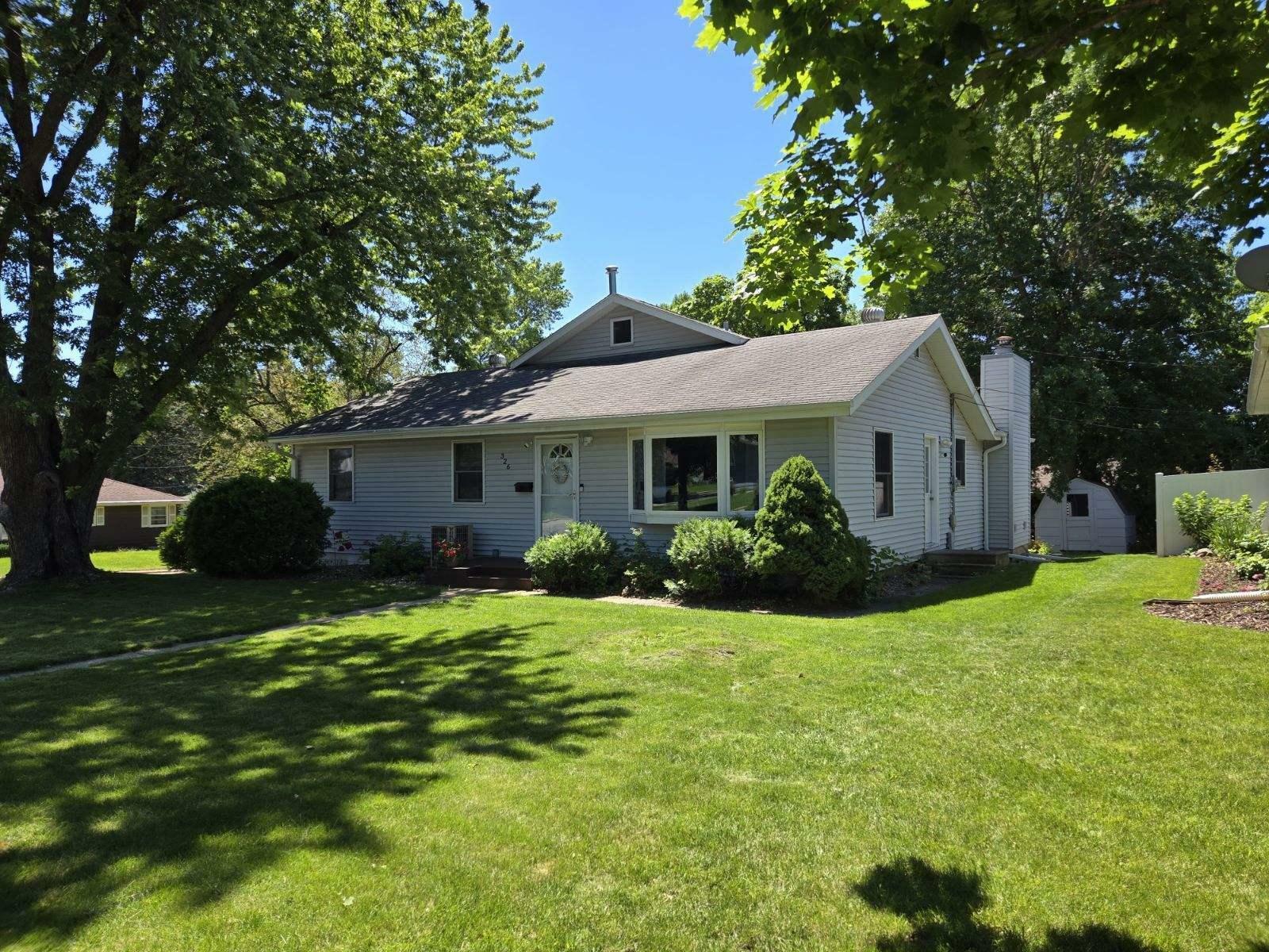 Property Photo: 326 Glenn Road MN 56007