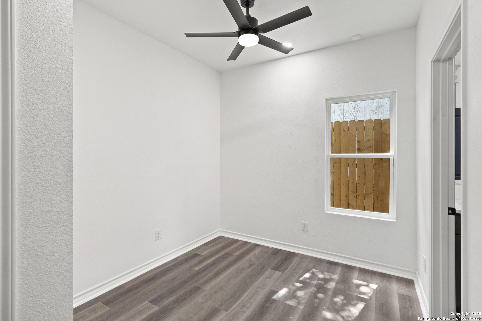 Property Photo: 118 Shenandoah 101 TX 78210
