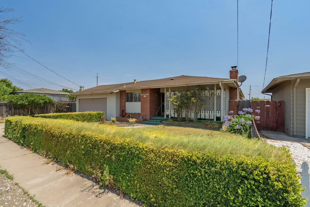 Property Photo:  330 8th Street  CA 93926 